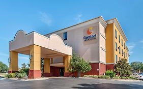 Comfort Inn & Suites Clinton - Jackson West